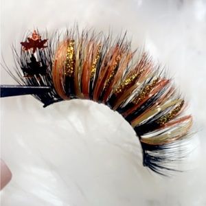 Fall eyelashes